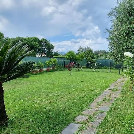 Casa Marcobando Villa Лука Екстериор снимка
