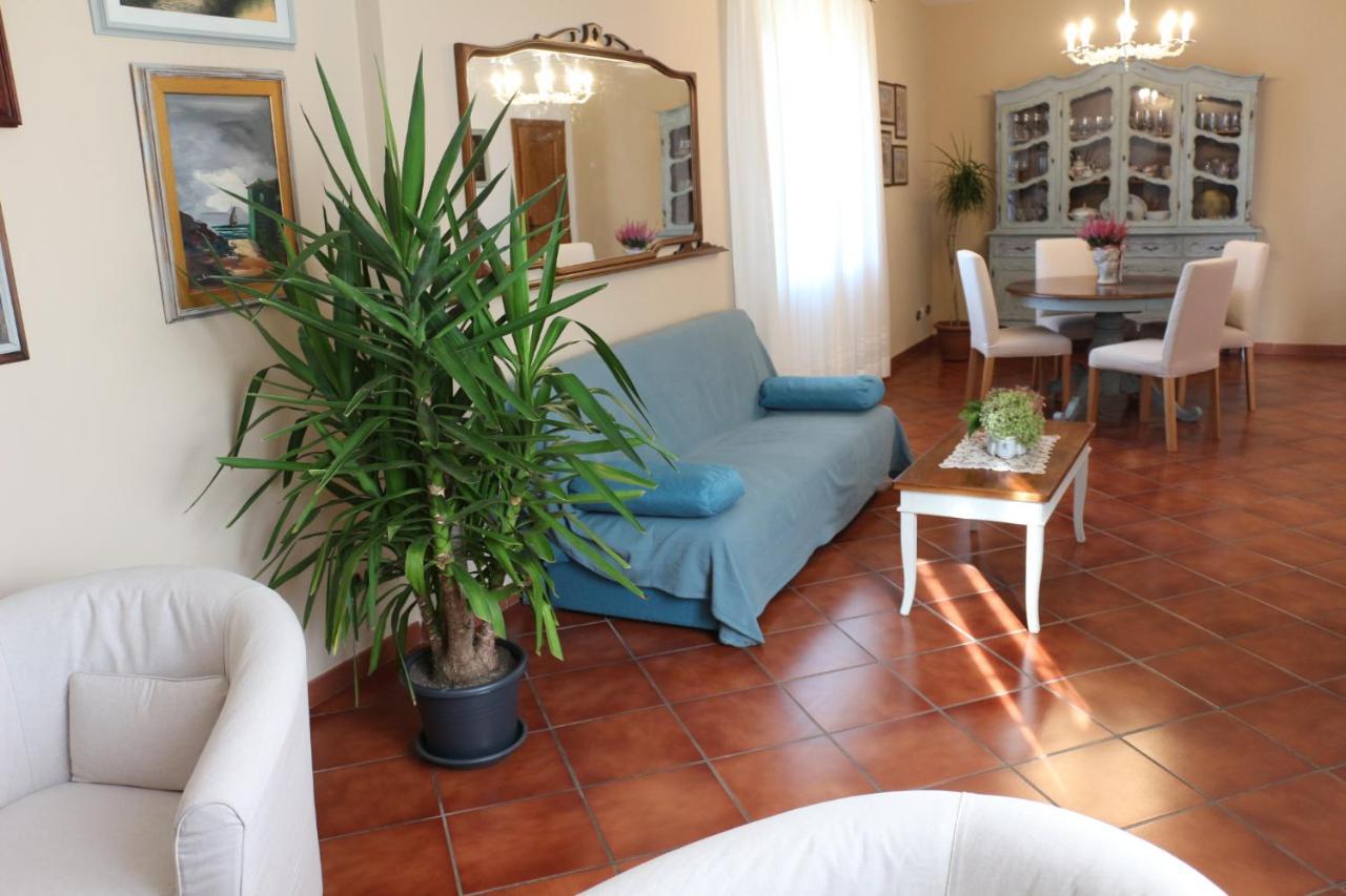 Casa Marcobando Villa Лука Екстериор снимка